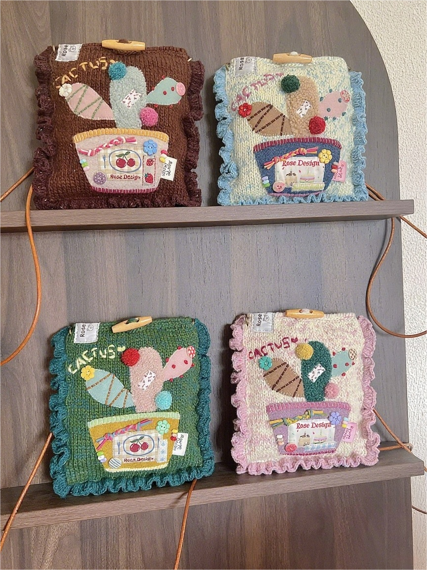 pink Cactus Crochet Crossbody Phone Bag